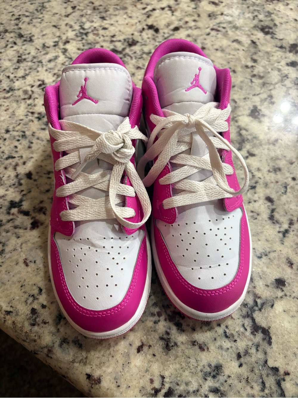 Jordan Kids Low-Top Sneakers in White and Bright Pink - Picture 2 of 2